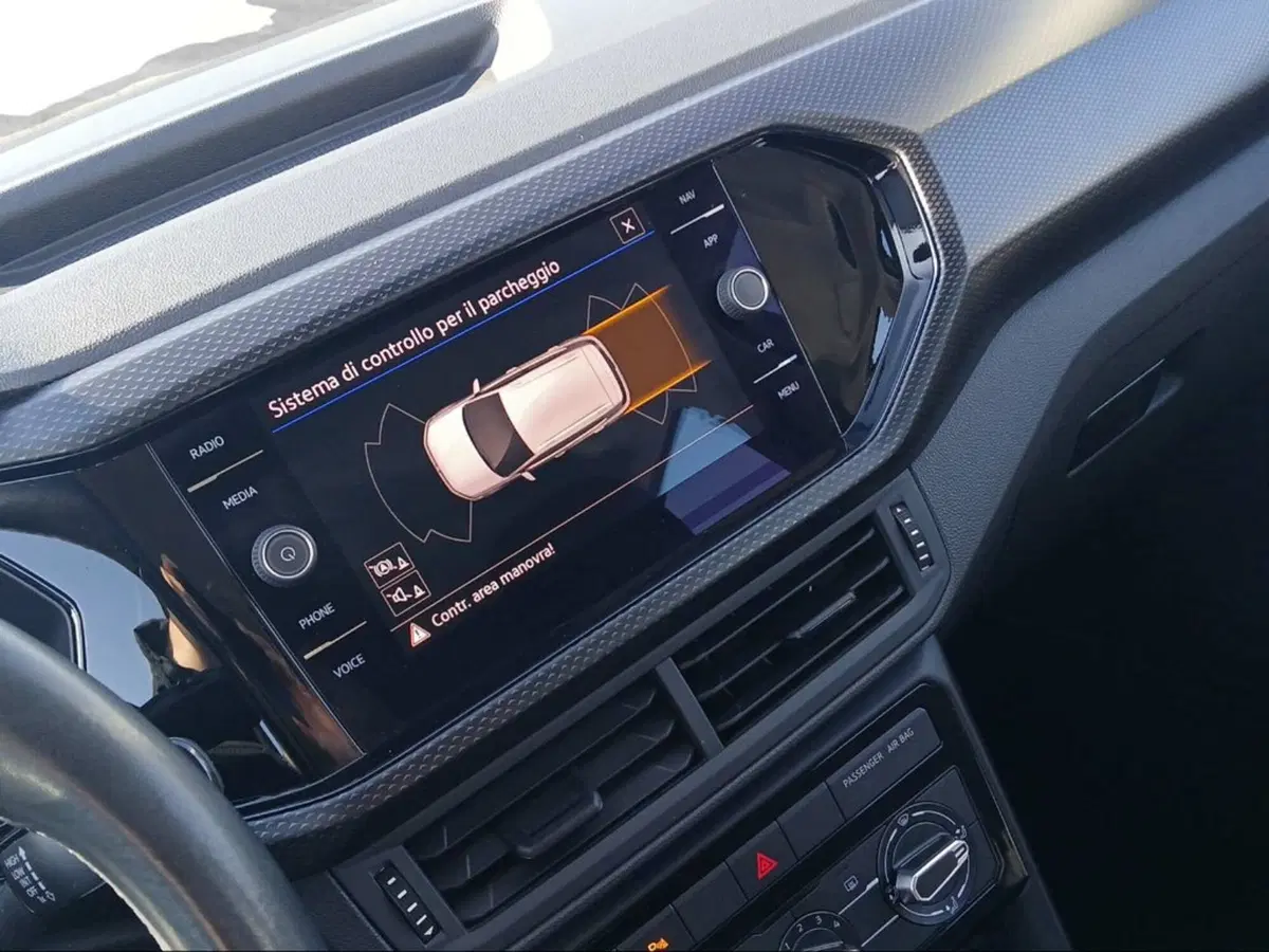 Volkswagen T-Cross usata a Livorno (14)