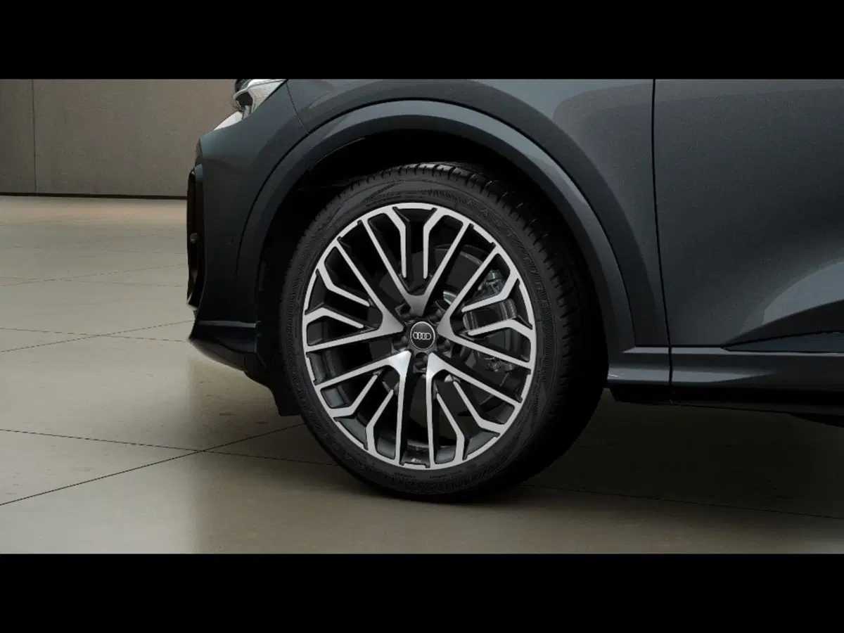 Audi Q4 Sportback nuova a Grosseto (6)