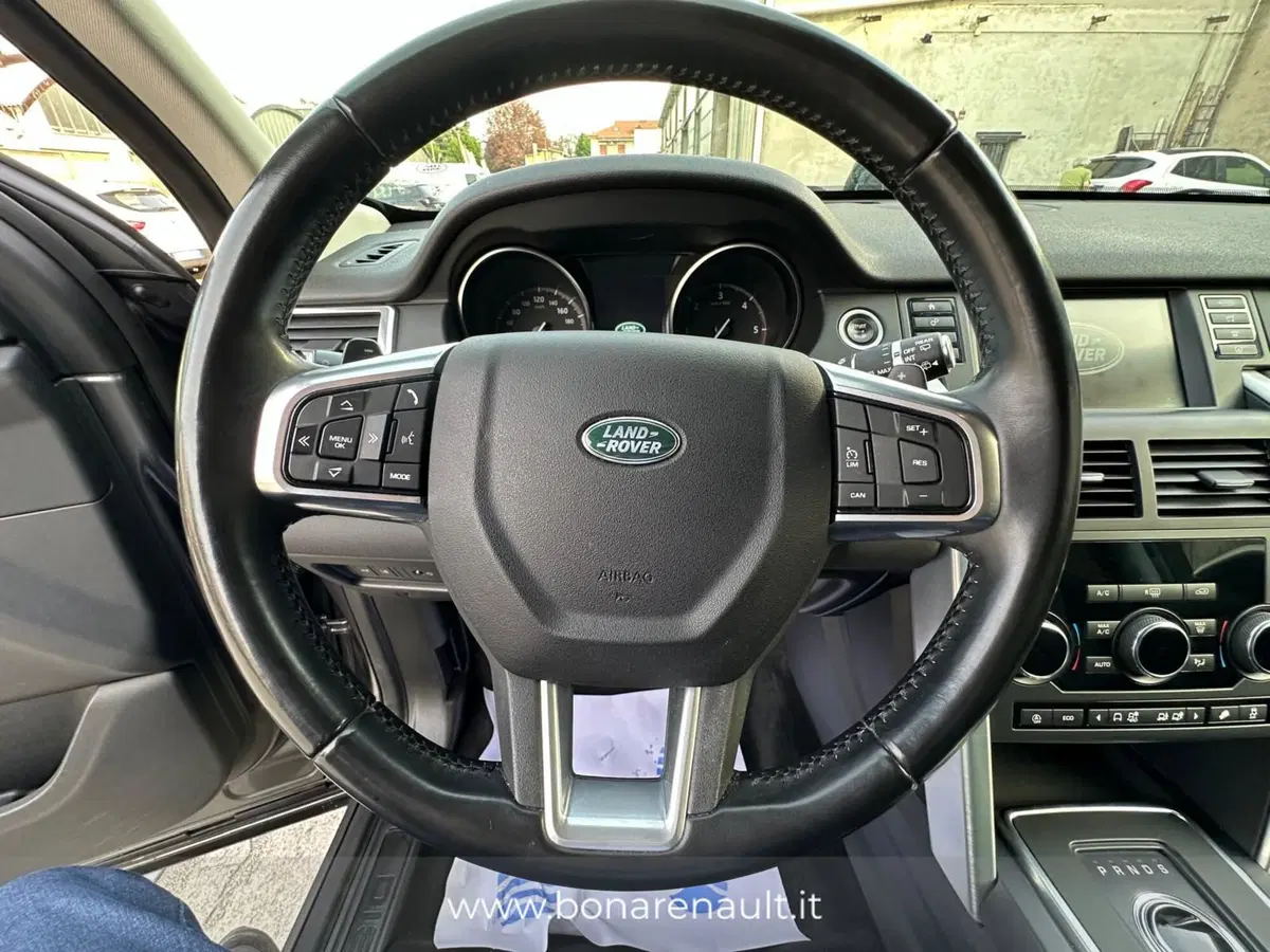 Land Rover Discovery Sport usata a Monza e Brianza (11)
