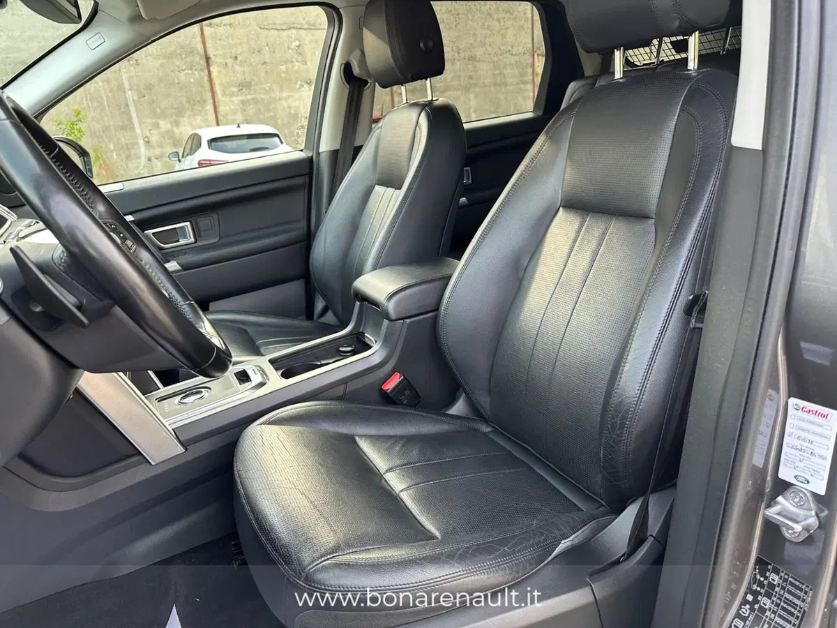 Land Rover Discovery Sport usata a Monza e Brianza (8)