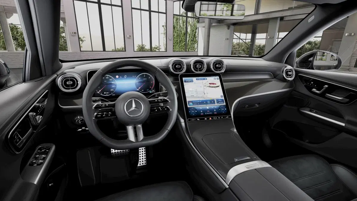 Mercedes-Benz GLC SUV nuova a Milano (8)