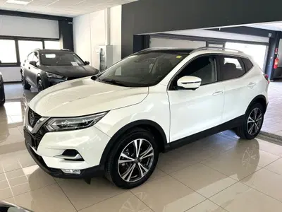 Nissan Qashqai 1.2 DIG-T N-Connecta del 2018 usata a Ferrara