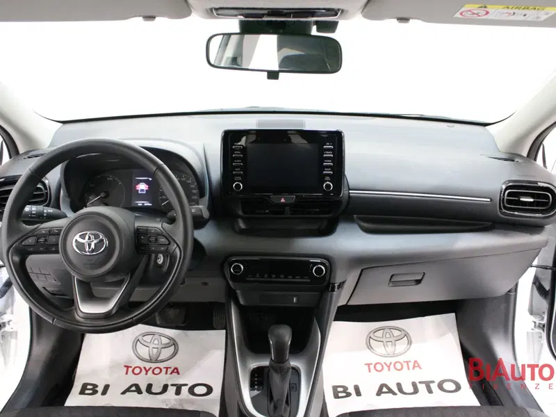 Toyota Yaris usata a Firenze (10)