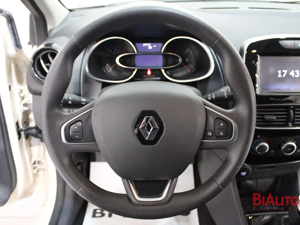 Renault Clio usata a Firenze (10)