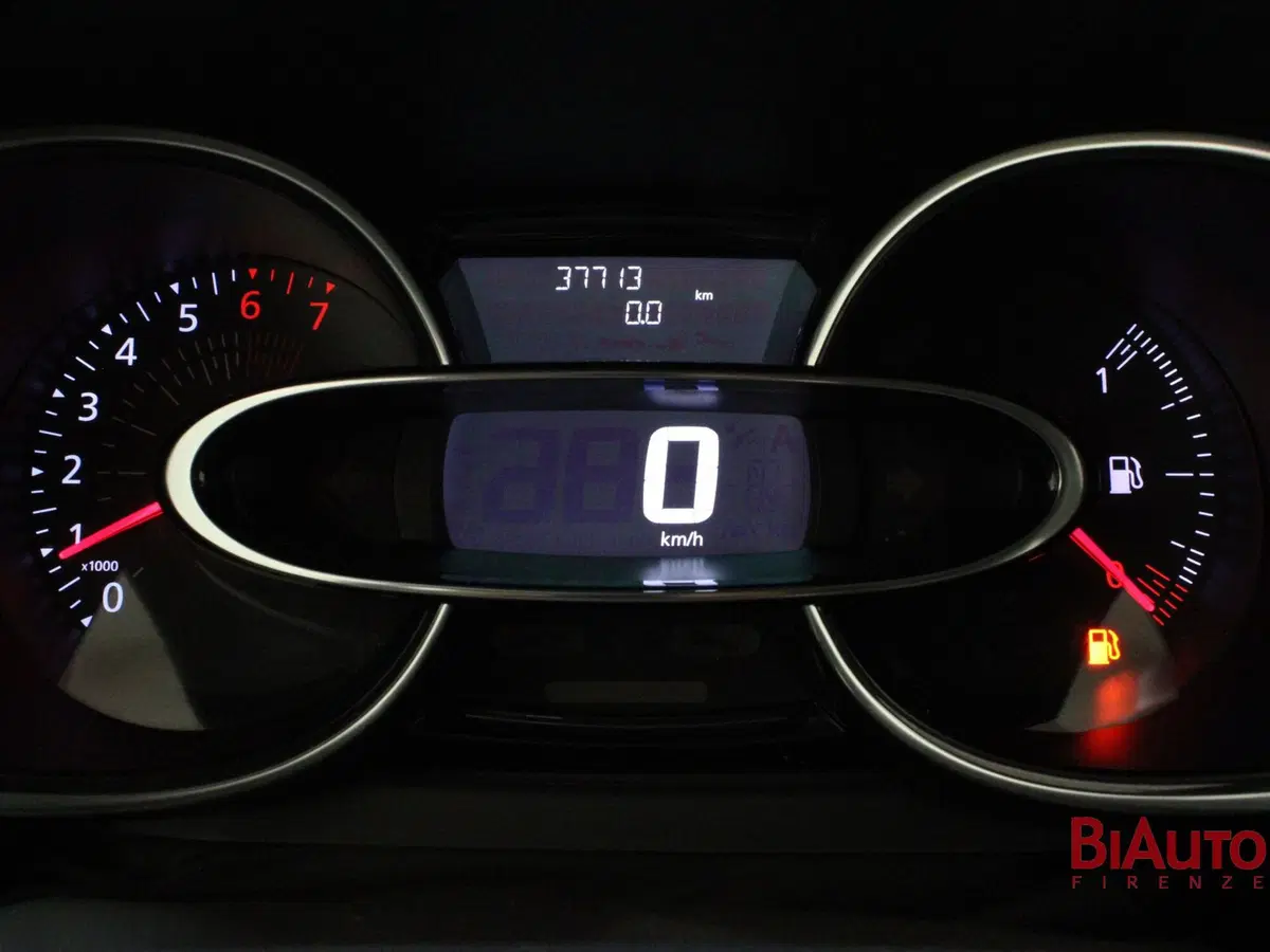 Renault Clio usata a Firenze (11)