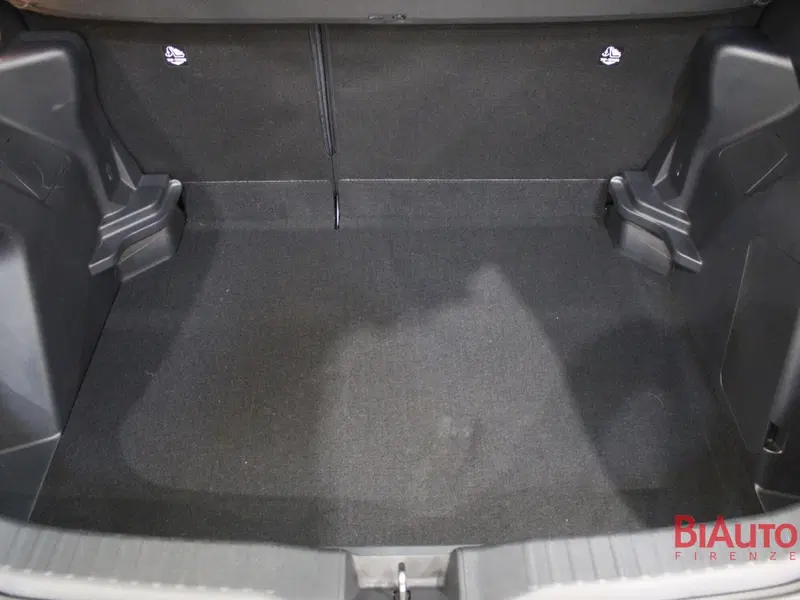 Toyota Yaris Cross usata a Firenze (9)