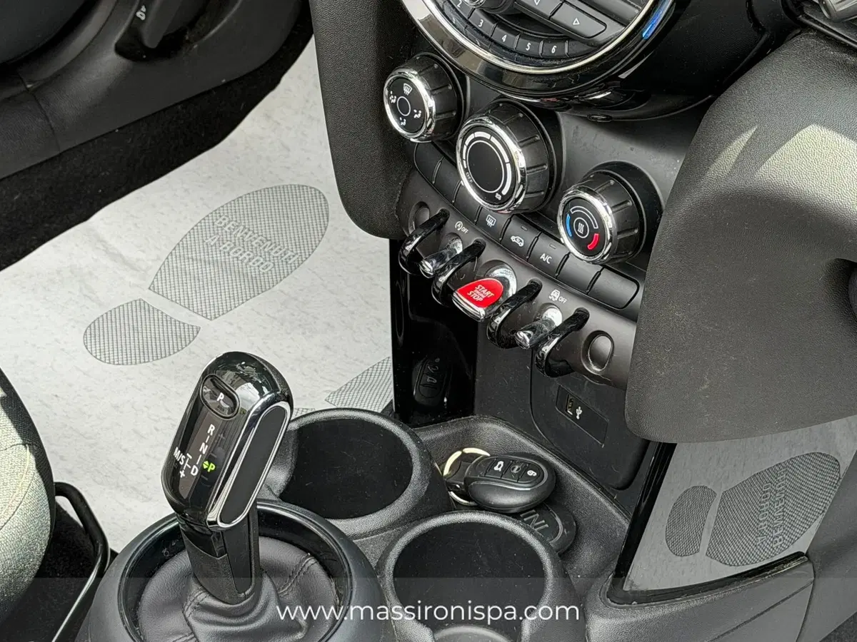 MINI Mini Cabrio usata a Milano (10)