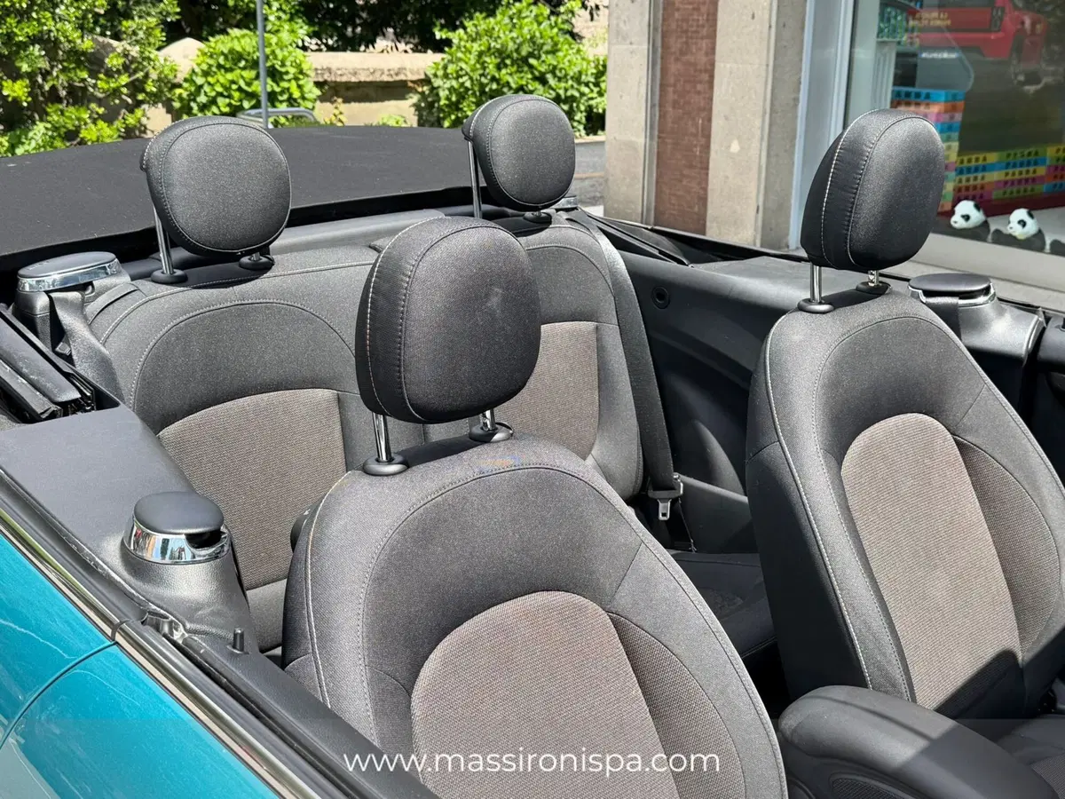 MINI Mini Cabrio usata a Milano (14)