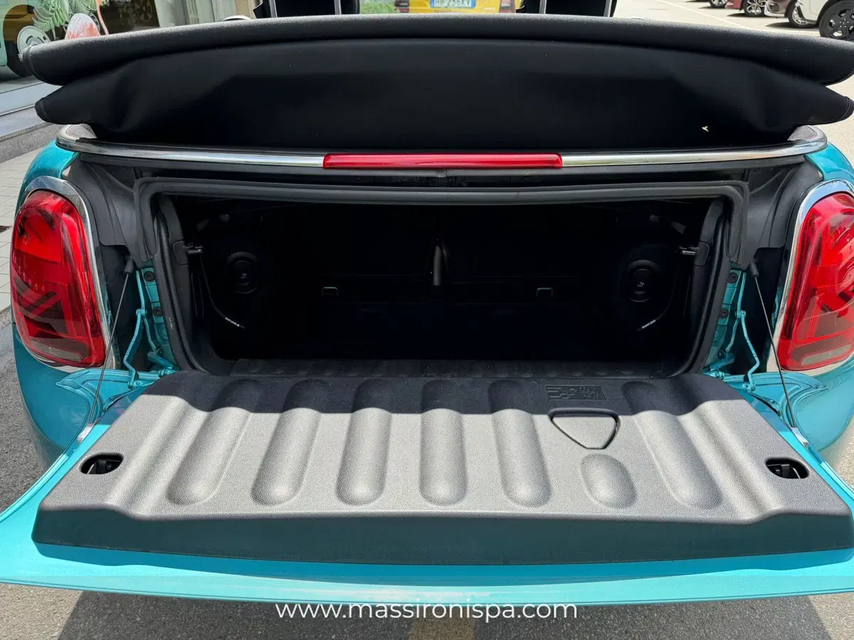 MINI Mini Cabrio usata a Milano (17)