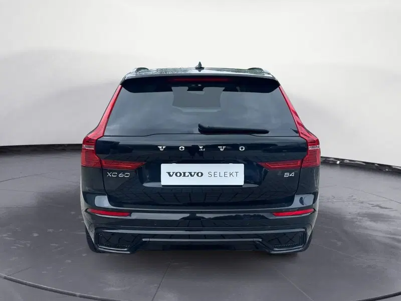 Volvo XC60 usata a Como (3)