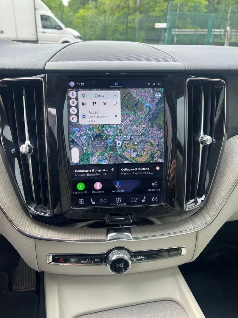 Volvo XC60 usata a Como (9)