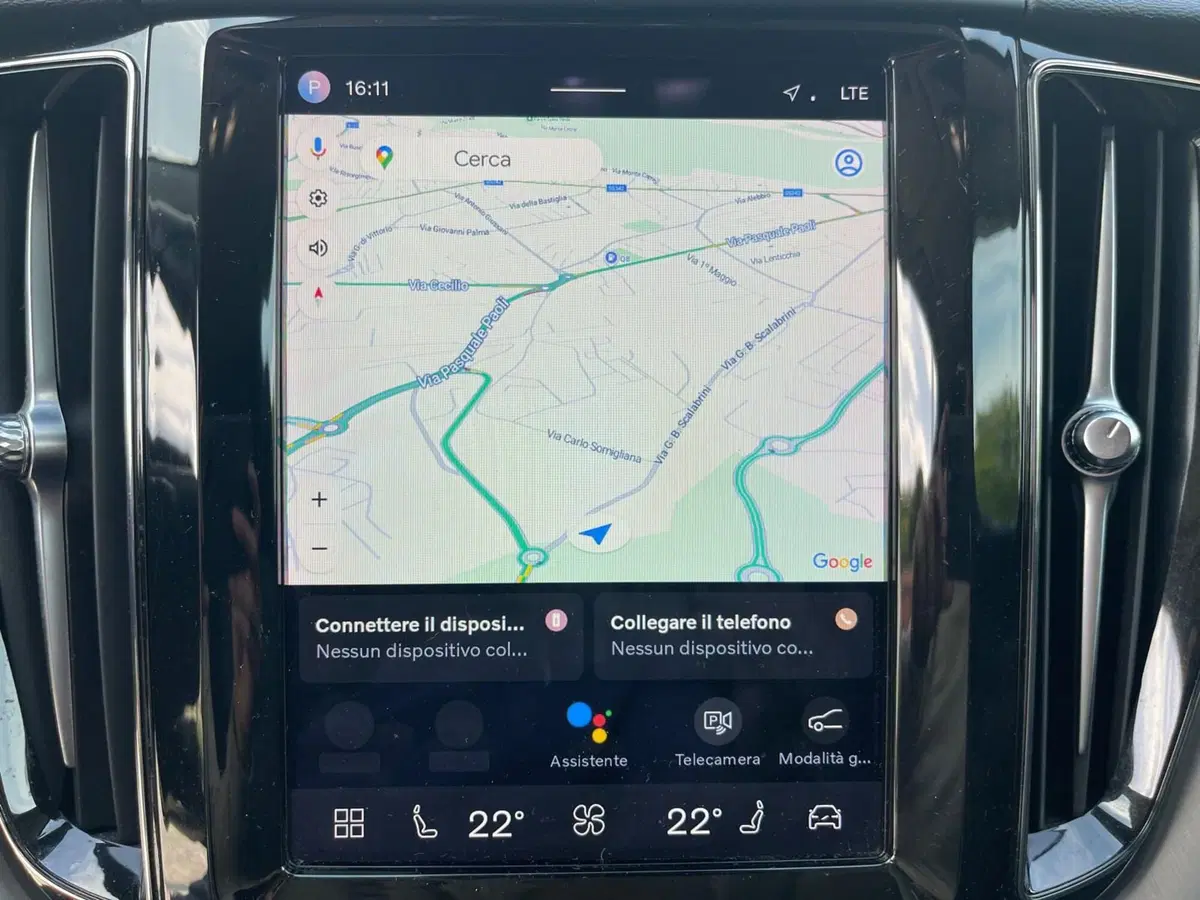 Volvo XC60 usata a Como (12)