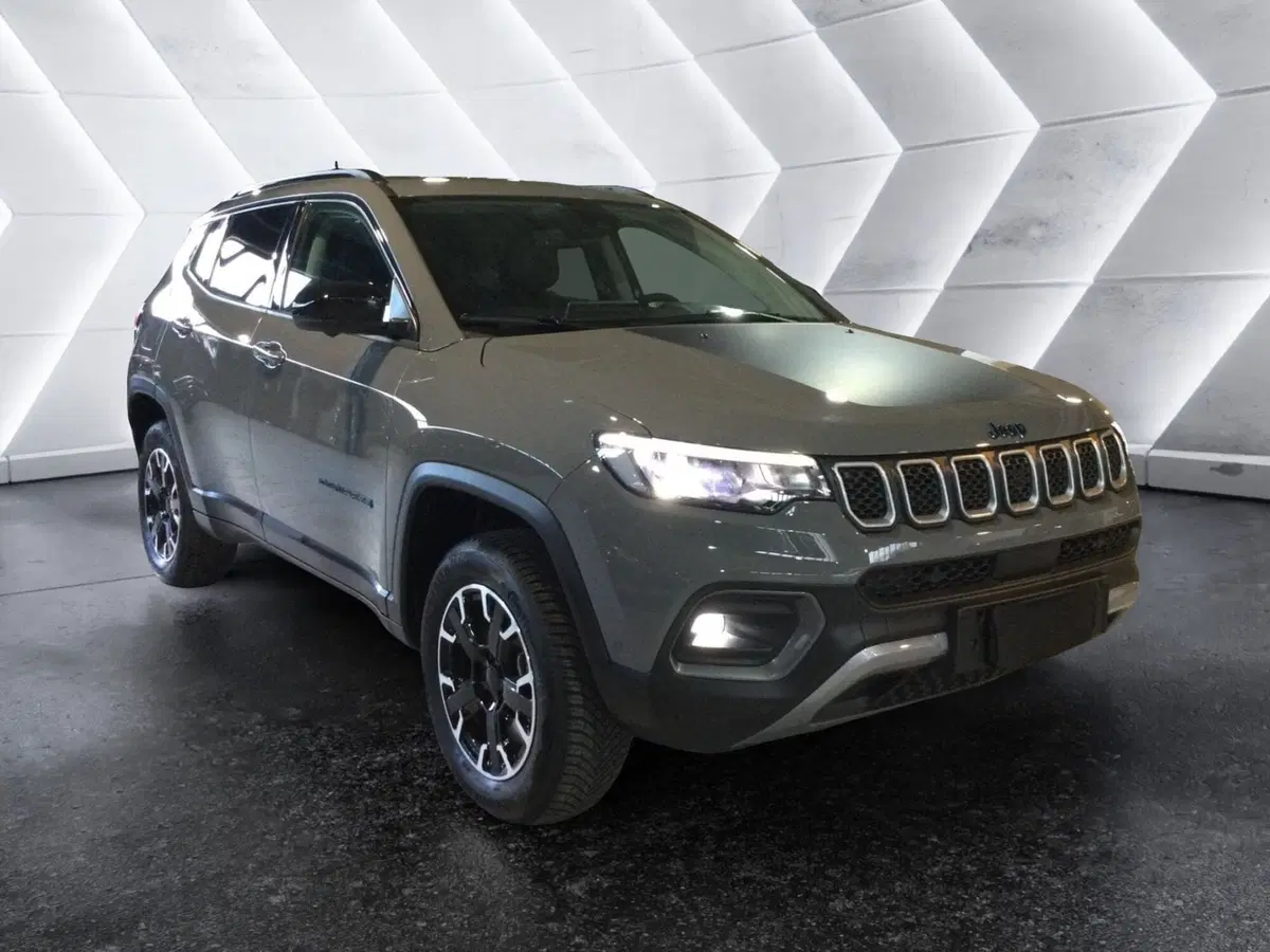 Jeep Renegade usata a Caserta (3)