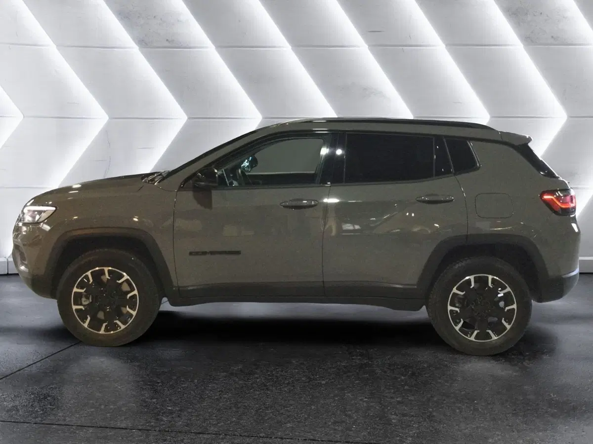 Jeep Renegade usata a Caserta (8)