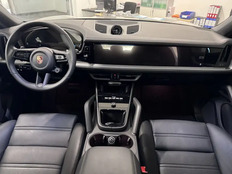 Porsche Cayenne Coupé usata a Messina (11)