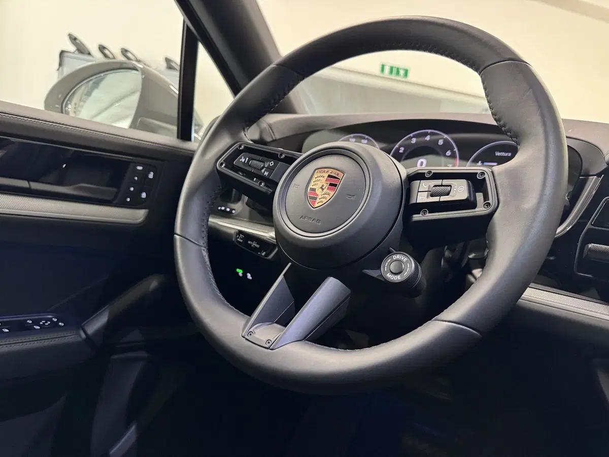 Porsche Cayenne Coupé usata a Messina (15)