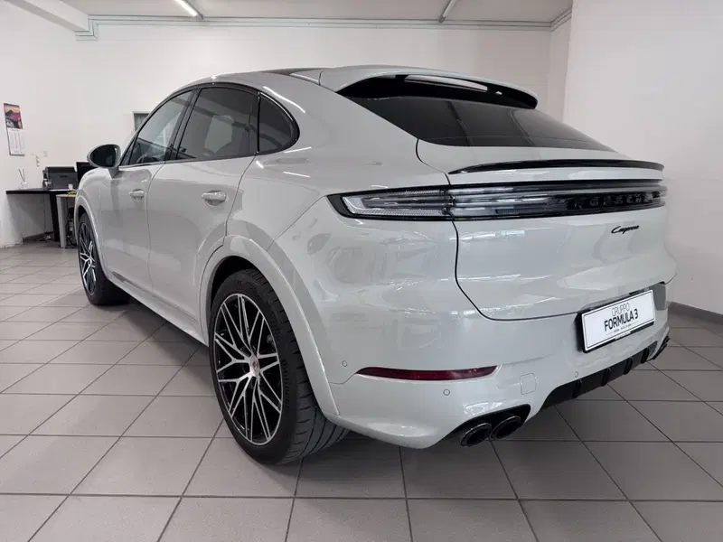 Porsche Cayenne Coupé usata a Messina (4)