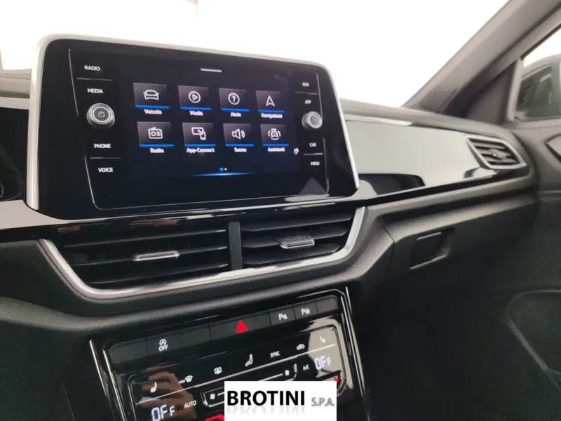 Volkswagen T-Roc usata a Massa-Carrara (8)