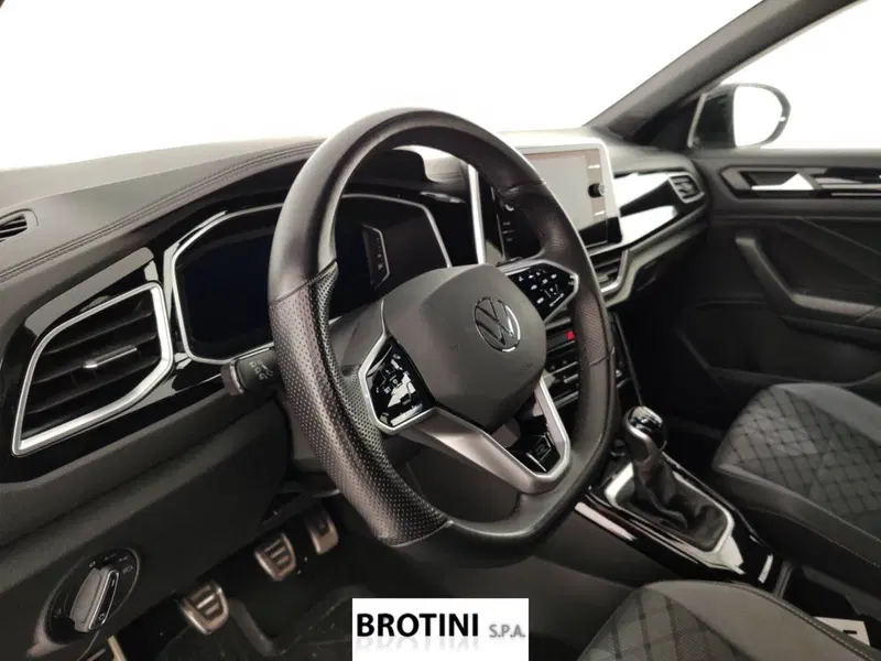 Volkswagen T-Roc usata a Massa-Carrara (5)