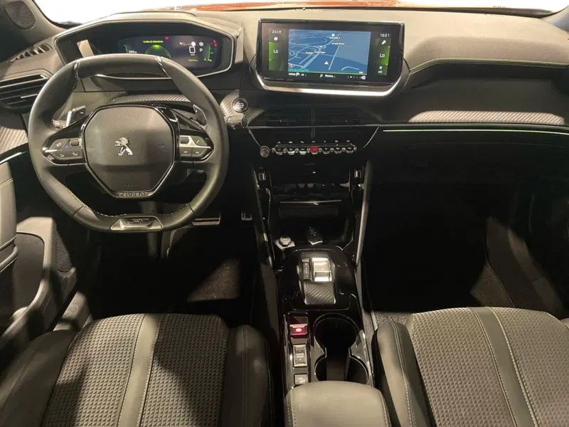 Peugeot 2008 usata a Salerno (11)