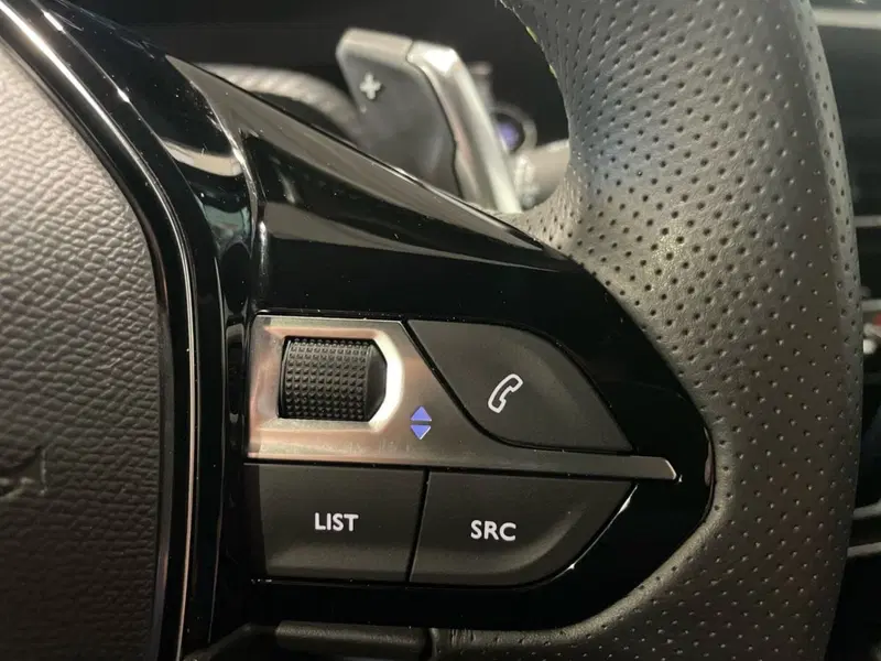 Peugeot 2008 usata a Salerno (20)