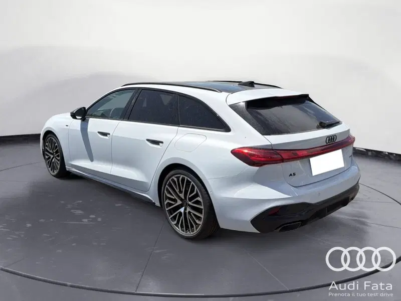 Audi A5 Avant nuova a Catania (3)