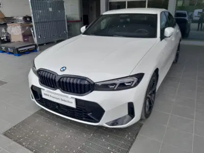 BMW Serie 3 320d mhev 48V xdrive MSport Pro auto del 2025 usata a Asti