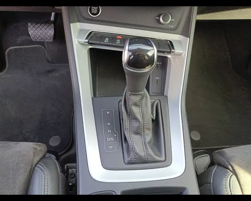 Audi Q3 usata a Caserta (19)