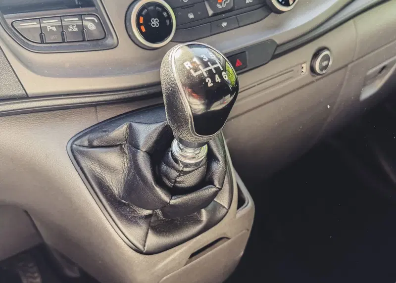 Ford Transit Custom Furgone usata a Verbano Cusio Ossola (11)