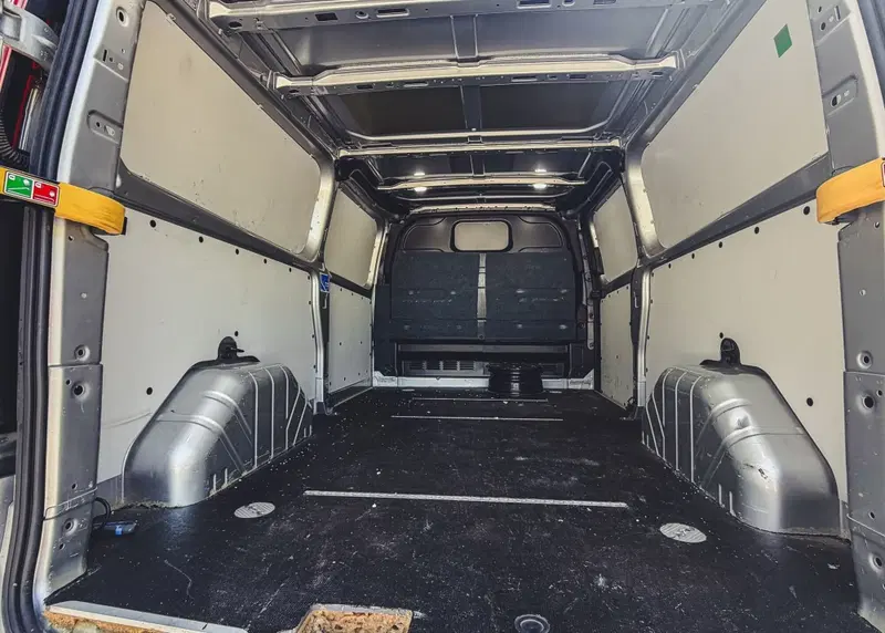 Ford Transit Custom Furgone usata a Verbano Cusio Ossola (6)