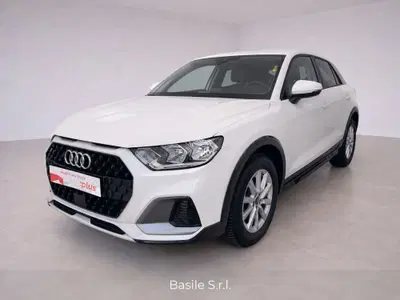 Audi A1 allstreet 30 1.0 tfsi Business 116cv s tronic del 2025 usata a Martina Franca