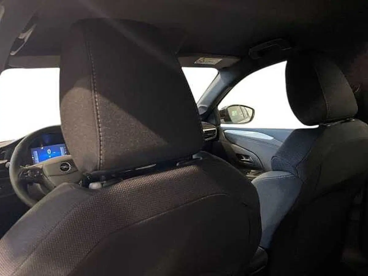 Opel Corsa nuova a Salerno (15)