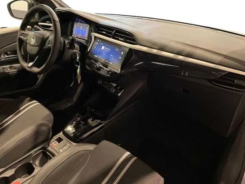 Opel Corsa nuova a Salerno (9)