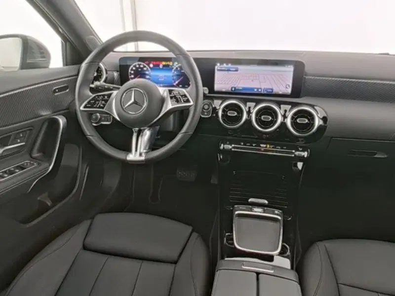 Mercedes-Benz Classe A usata a Milano (6)
