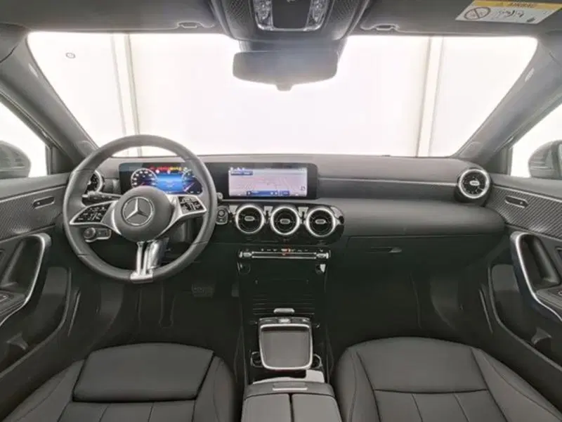 Mercedes-Benz Classe A usata a Milano (8)