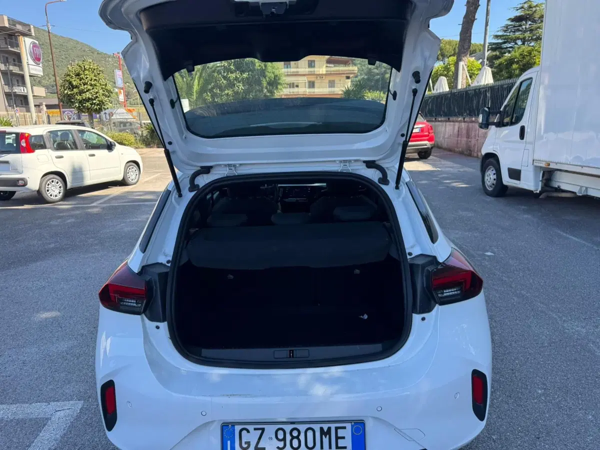 Opel Corsa usata a Salerno (12)