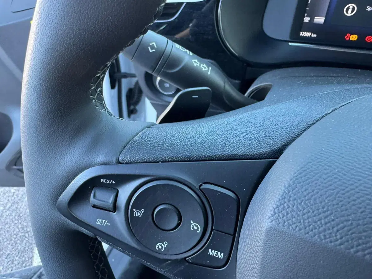 Opel Corsa usata a Salerno (18)