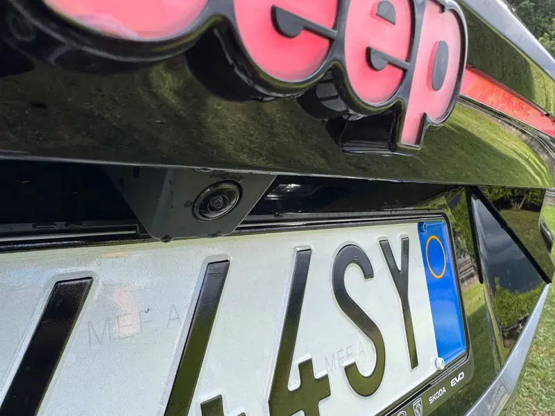 Jeep Compass nuova a Salerno (15)
