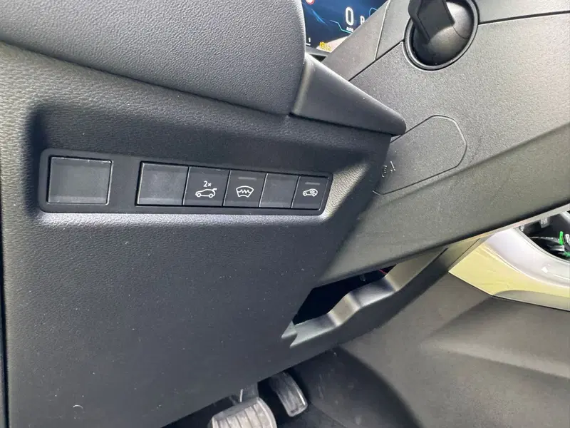 Jeep Compass nuova a Salerno (17)