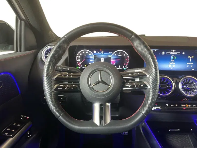 Mercedes-Benz GLA SUV usata a Firenze (11)