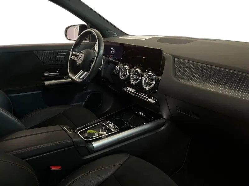 Mercedes-Benz GLA SUV usata a Firenze (15)
