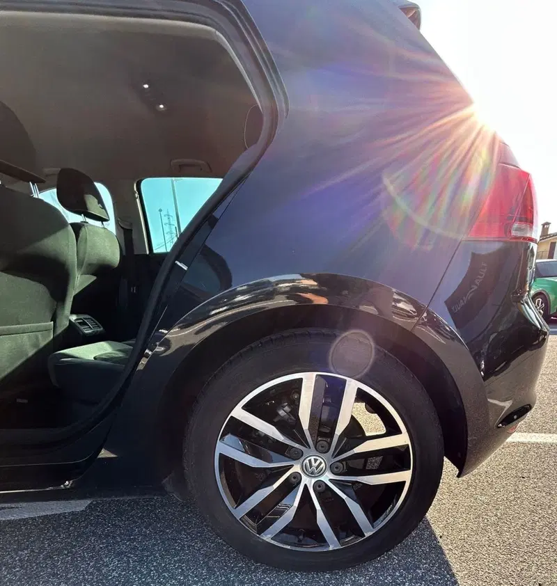 Volkswagen Golf Variant usata a Roma (8)