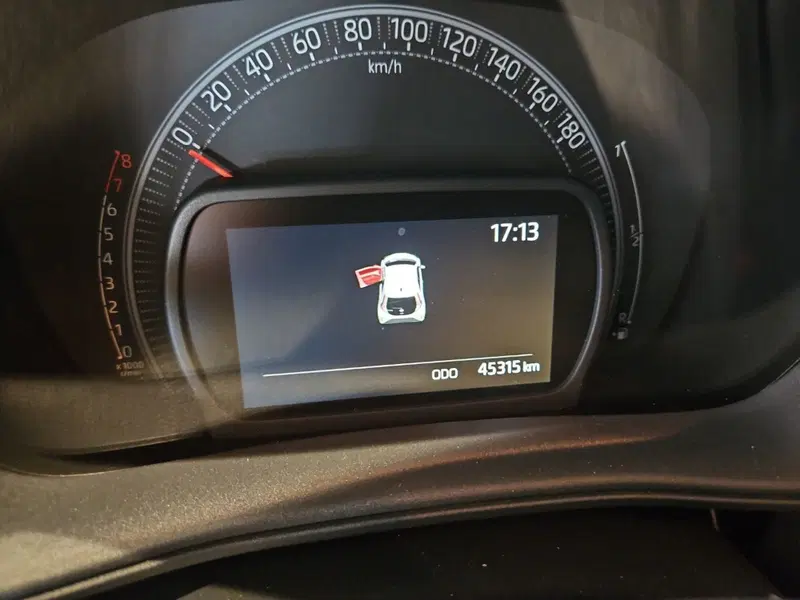 Toyota Aygo X usata a Vicenza (18)