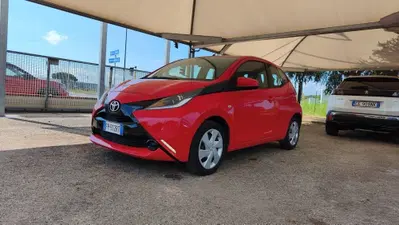 Toyota Aygo 1.0 VVT-i 69 CV 5 porte x-cool TSS del 2018 usata a Empoli