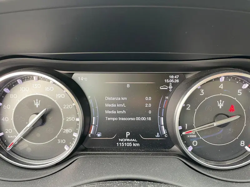 Maserati Levante usata a Ancona (12)