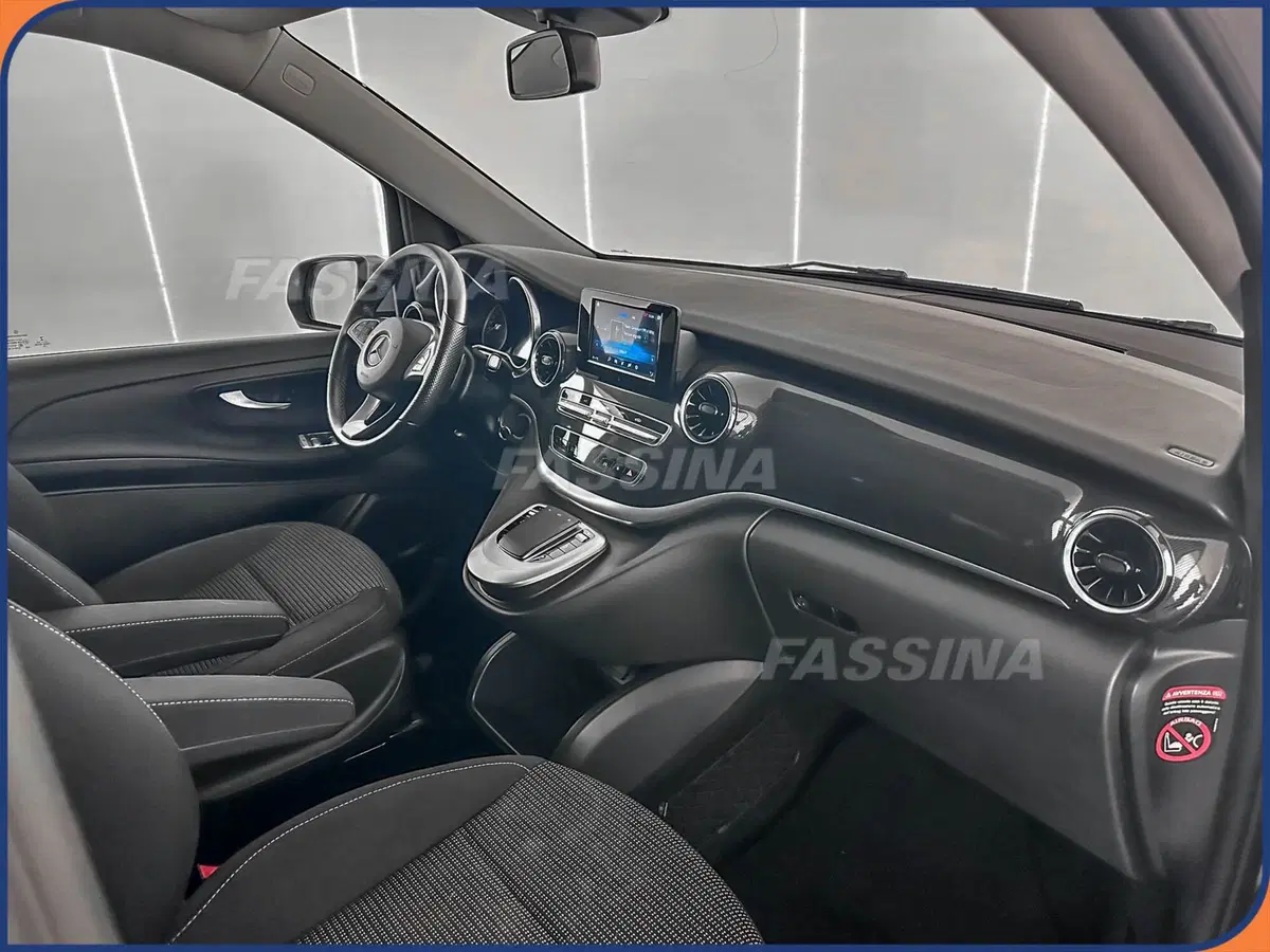 Mercedes-Benz Classe V usata a Milano (15)