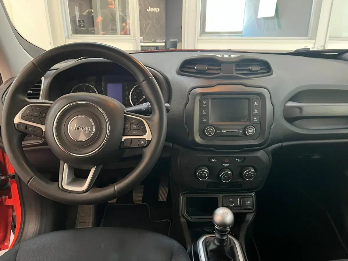 Jeep Renegade usata a Lucca (11)