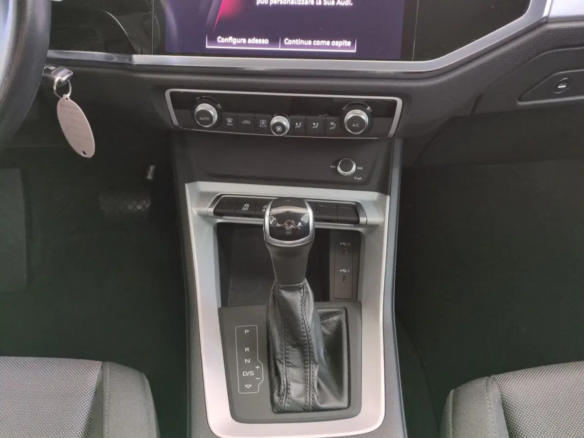 Audi Q3 Sportback usata a Agrigento (10)