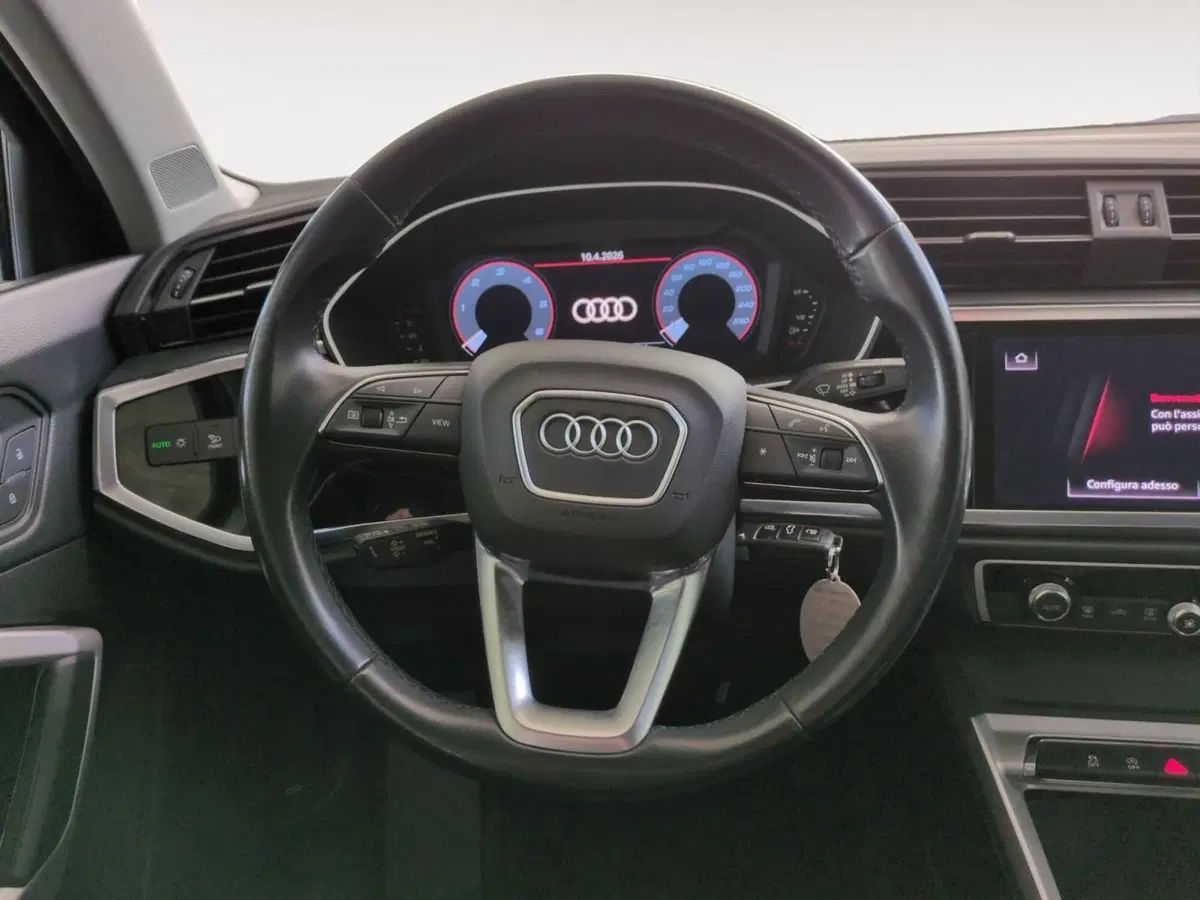 Audi Q3 Sportback usata a Agrigento (11)
