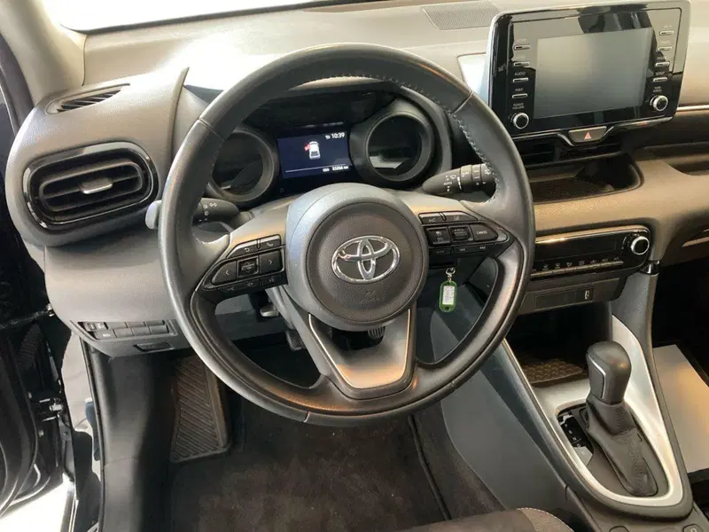 Toyota Yaris usata a Foggia (8)